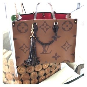 ******. SOLD ***On the go authentic LOUIS VUITTON.